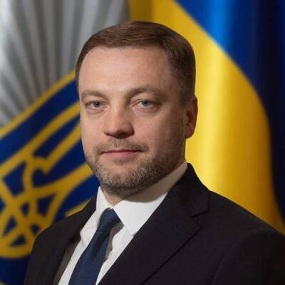 Глава МВД Украины Монастырский пообещал украинцам стрелять в Гиркиных без предупреждения