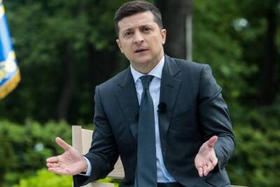 Зеленский назвал решение посольств переехать на Западную Украину ошибкой