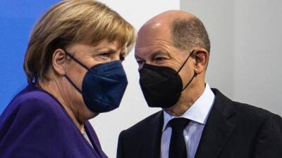 Перед встречей с Путиным: Шольц провел тайное совещание с Меркель