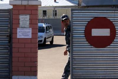В МВД предложили обязать бывших заключенных трудоустраиваться