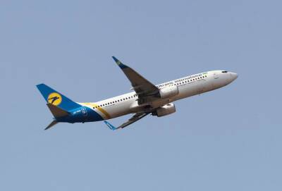 Страховщики вынудили МАУ перегнать 5 самолетов в Испанию - epravda.com.ua - Россия - Украина - Испания - Белград