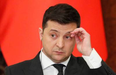 Зеленский попросил олигархов и политиков, которые покинули Украину, вернуться в течение 24 часов