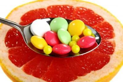 В МОЗ рассказали, можно ли употреблять витамины во время COVID-19