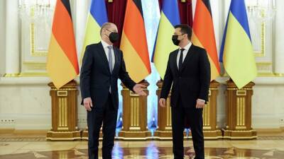 Шольц в Киеве: о членстве Украины в НАТО и «Северном потоке — 2» — молчок