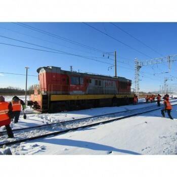 Вновь на железнодорожных путях Вологды ЧП: тепловоз сошел с рельсов