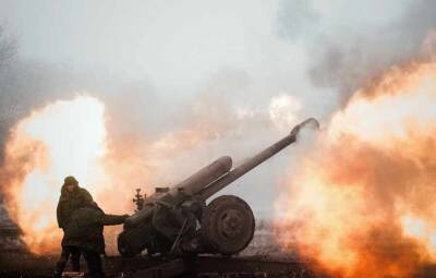 Украина обстреливает Донбасс, нарушая бессрочный режим прекращения огня
