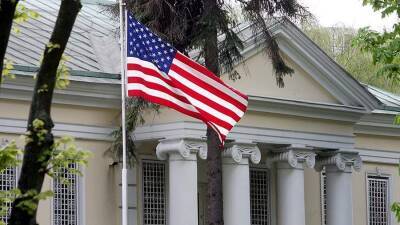 Посольство США в Минске призвало американцев покинуть Белоруссию