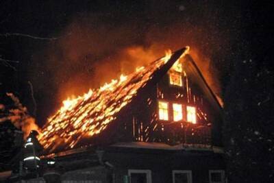 В воскресенье под Архангельском сгорели две дачи
