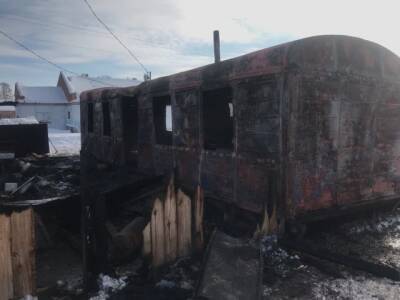 Загорелся сторожевой вагончик: на Южном Урале погибли два человека