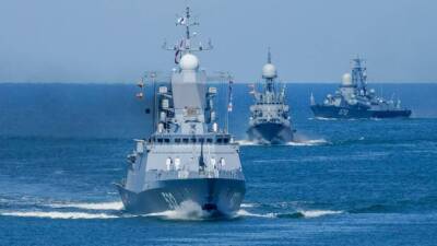 Корабли ВМФ РФ уничтожили «вражескую» подлодку на учениях в Черном море