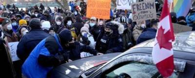 Премьер-министр Канады Трюдо впервые в истории заявил о введении режима ЧП из-за протестов