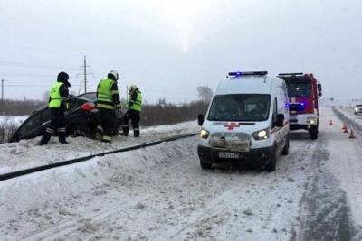 На трассе рядом с Архангельском водитель умер от приступа прямо за рулём