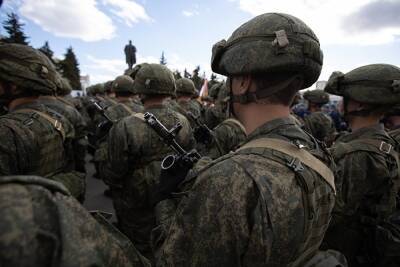 Российские военные начали возвращаться в свои воинские гарнизоны после учений