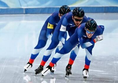 Российские конькобежцы завоевали «серебро» в командной гонке на Олимпиаде