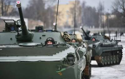 Россия объявила об отводе части войск после учений от границ Украины