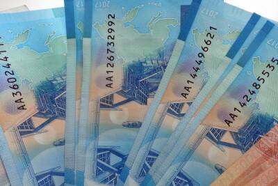Банковский служащий в Воронеже получает до 160 тысяч в месяц