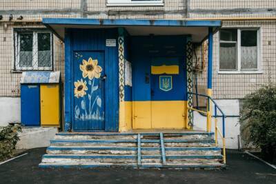 Дорогие окопы: В ожидании войны Украина теряет миллиарды долларов