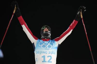 Норвежец Граабак завоевал золото в лыжном двоеборье на Олимпиаде