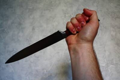 Под Астраханью женщина ударила ножом знакомого во время ссоры