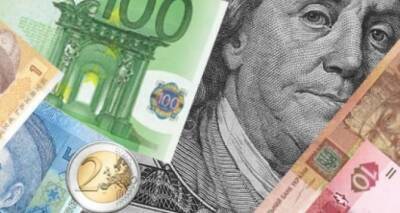 Доллар в Украине поднялся за неделю до рекордной отметки