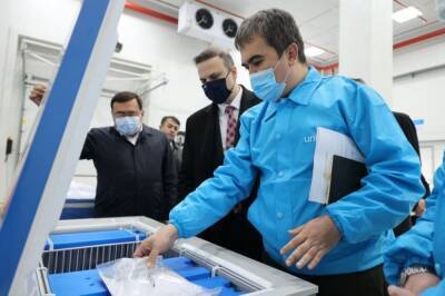 ЮНИСЕФ передал правительству Узбекистана оборудование для оснащения складов вакцин более чем на полмиллиона долларов