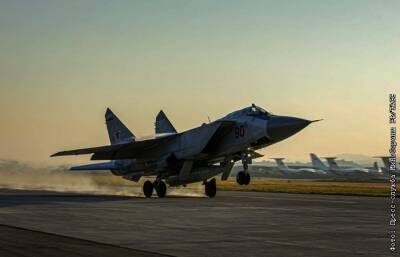 Россия направила в Сирию МиГ-31К с "Кинжалами" и Ту-22М3 для участия в учениях