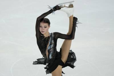 Щербакова стала второй в короткой программе на Олимпиаде