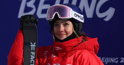 "Снежная принцесса Китая": 18-летняя лыжница и модель завоевала вторую медаль на Олимпиаде (фото, видео)