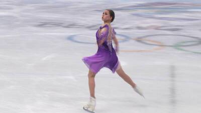 Камила Валиева выиграла короткую программу в женском одиночном катании на Олимпийских играх