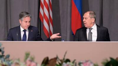 Госсекретарь США провел разговор с российским коллегой Лавровым
