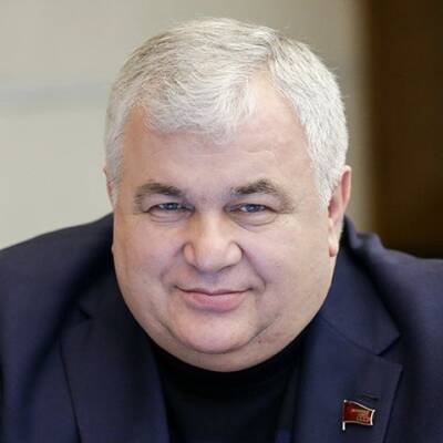 Профсоюзы дали совет депутату, предлагающему россиянам отказаться от 13-й зарплаты ради независимости ЛДНР