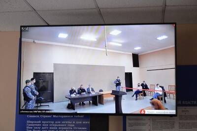 Суд перенес рассмотрение дела Навального на 21 февраля