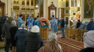 Православные пензенцы отметили Сретение Господне