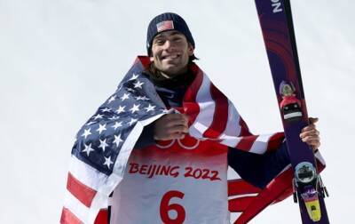Американский сноубордист Холл стал олимпийским чемпионом в слоупстайле