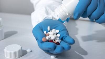 Турция повысит цены на лекарства более чем на 37%