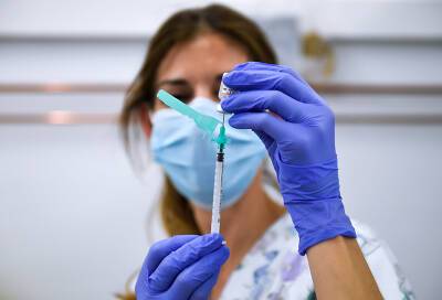 Гинцбург анонсировал новую вакцину от COVID-19