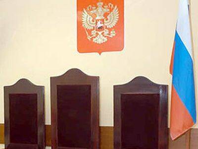 Свердловских служащих Минобороны военный суд наказывает за взятки штрафами