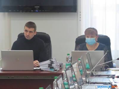 Депутатам Южно-Сахалинска рассказали о проверке трат гимназии №1