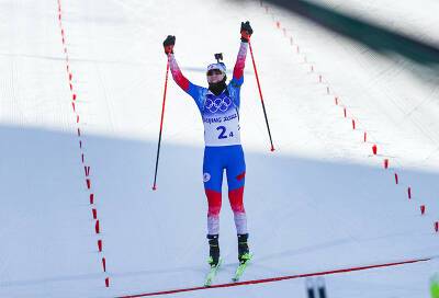 Российские биатлонистки завоевали серебро в эстафете на ОИ-2022