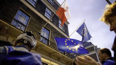 Збигнев Зебро - В Польше допустили отказ от оплаты взносов в бюджет Евросоюза - iz.ru - Израиль - Венгрия - Польша