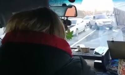 На Харьковщине масштабная авария, столкнулись 6 машин: первые детали и видео с места ДТП