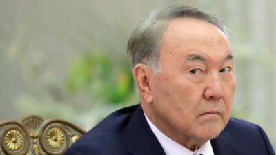 В Казахстане хотят проверить активы семьи Назарбаева