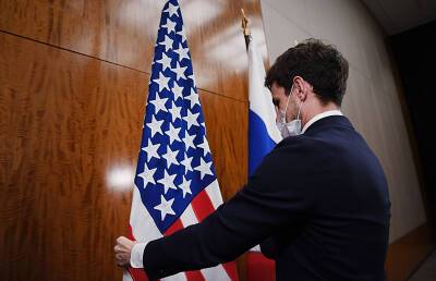В Совбезе объяснили "антироссийскую истерию" США