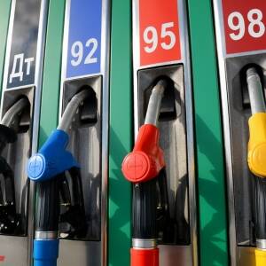 Минэкономики обнародовало новые расчеты средней стоимости бензина