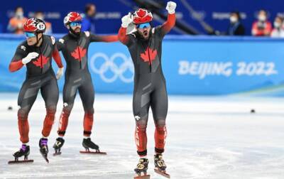 Олимпиада-2022: Канада выиграла золото в эстафете по шорт-треку
