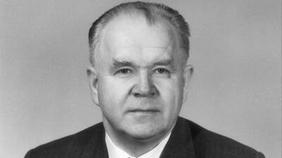 Умер бывший замминистра ракетно-космической отрасли СССР Борис Бальмонт
