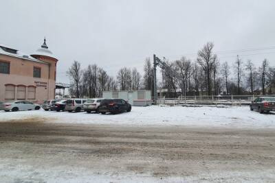 РЖД обязали в течение трех лет восстановить незаконно снесенный корпус вокзала в Парголово