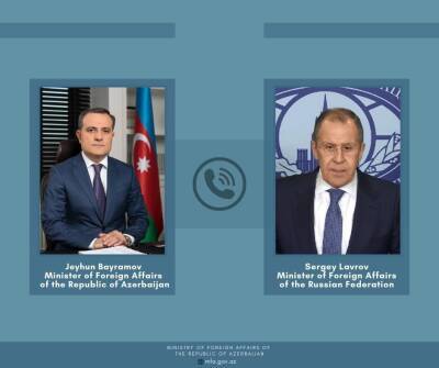 Министры иностранных дел Азербайджана и России обсудили реализацию трехсторонних заявлений