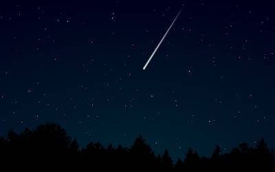 Жители Рязани засняли метеор в небе над городом