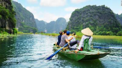 Вьетнам откроет границы для туристов с 15 марта